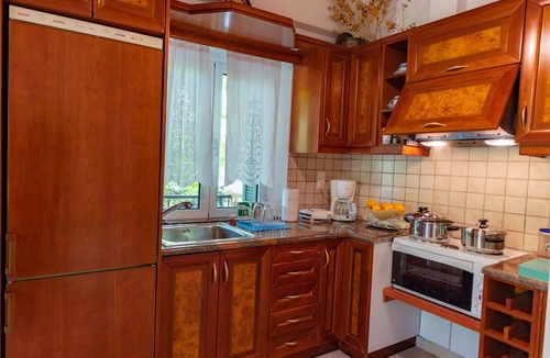 Asprogerakata House | Orestis stone apartment for 2 with garden!