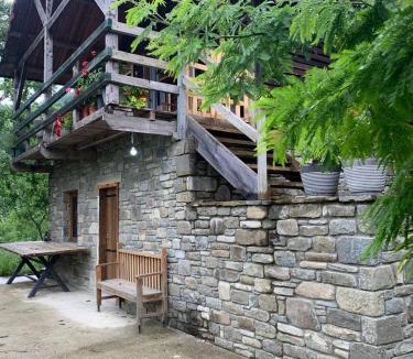 Sinje Ski Chalet | Origjina Farm