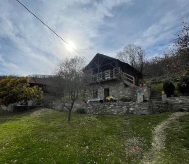 Sinje Ski Chalet | Origjina Farm