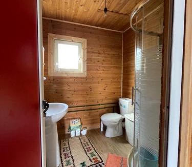 Sinje Ski Chalet | Origjina Farm