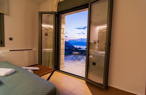 Nafplion City Centre Villa | Othea Villa
