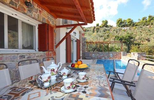 Skopelos Villa | Pablo's Resort