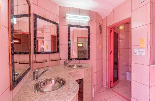 Gaios Apartment | Paco's Resort Barbie House