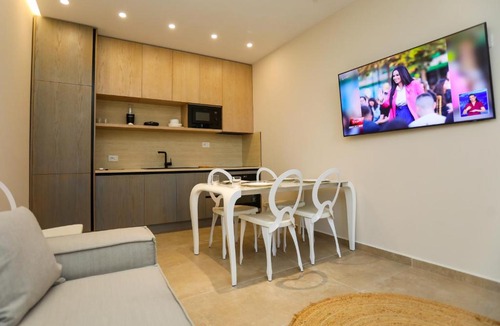 Jala Apartment | Palasea Apartment - Happy Rentals
