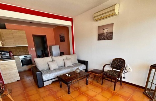 Alinda Apartment | Palatino Seaside Retreat, Alinda Beach