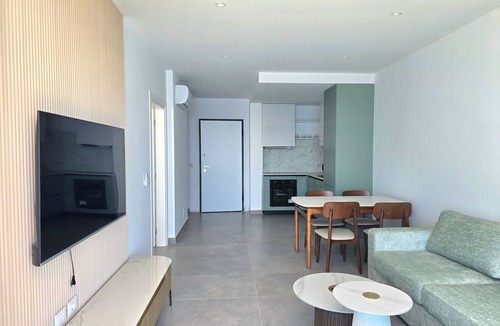 Shengjin Apartment | Panorama Deep Blue 001
