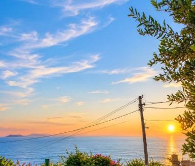 Borsh Apartment | Panoramic Sea View Rooms Borsh