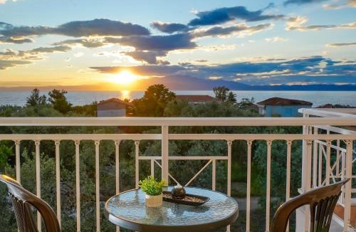 Megalos Prinos Apartment | Panoramic View House