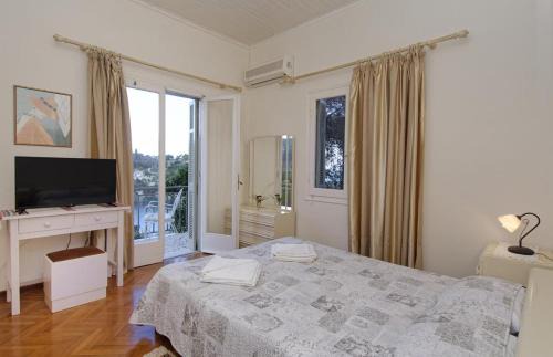 Longos Apartment | Panos Apartments