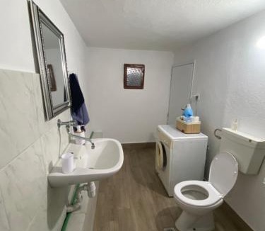 Pieres Apartment | Papadopoulos House