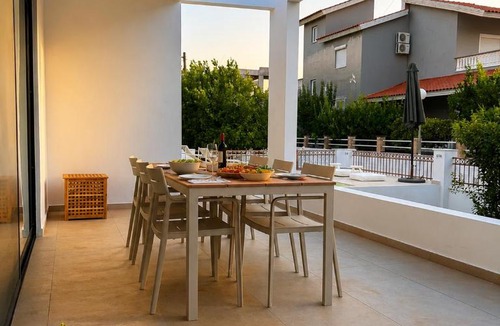 Archangelos Villa | Papamanolis House