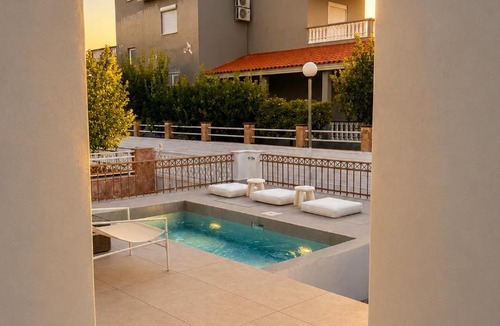 Archangelos Villa | Papamanolis House