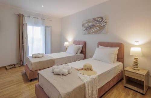 Dafnata House | Pavlos & Sofia Villa Vigla - Heated Private Pool
