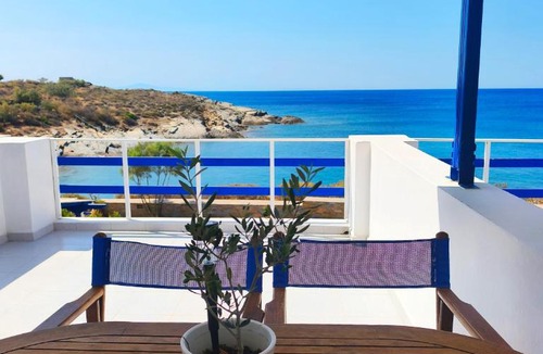 Megas Gialos House | Peaceful Bay