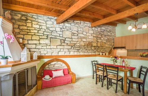 Koutsi Villa | Peacefully located 3 bedroom villa w/pool & A/C