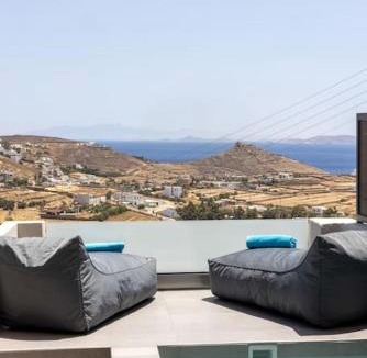 Tinos Town House | Pearle Suites and Villa Tinos