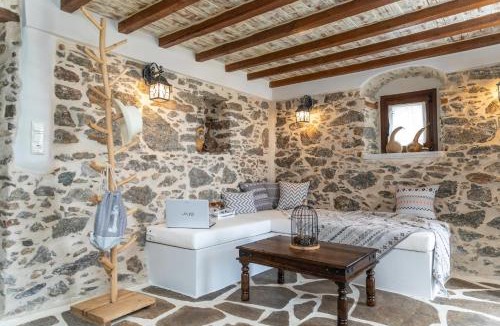 Naxos Town Villa | Peratsi Stone Houses