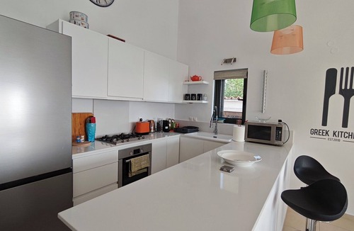 Lefktron House | Perfect Greek Villa at the seaside