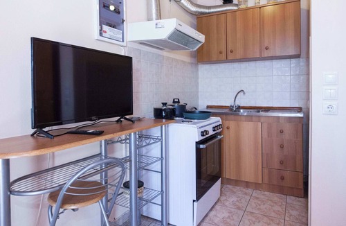 Peristeri Apartment | Peristeri 1 Bd Apt w Balcony and View