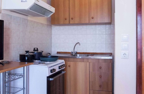 Peristeri Apartment | Peristeri 1 Bd Apt w Balcony and View