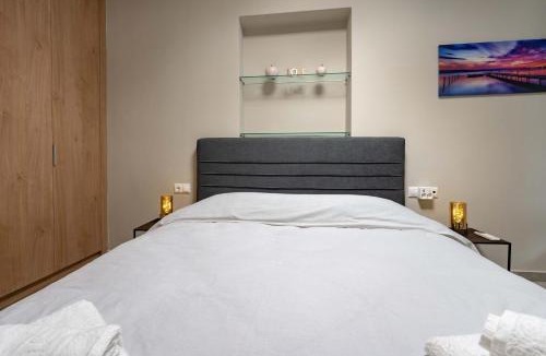 Peristeri Apartment | Peristeri Luxury Retreat