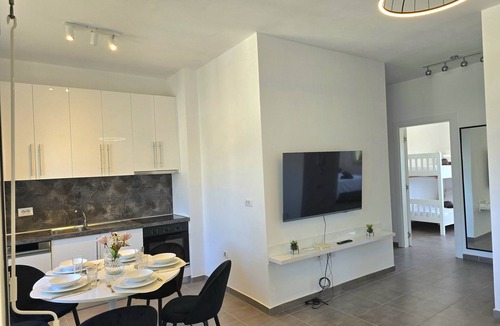 Ishem Apartment | Perla Holiday Homes 273