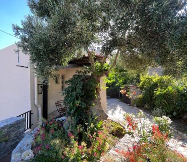 Sellia Villa | Petasos House, Sea View with Private Garden