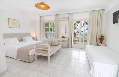 Taxiarchis House | Petrino