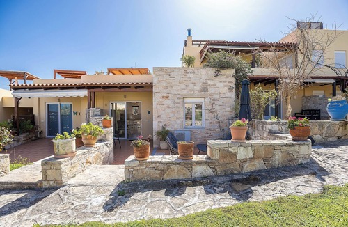 Houdetsi House | Pigi Paradise - Hermes 3, cozy, next to the pool