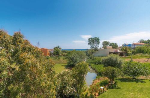 Gardenos Apartment | Pink House Socrates Corfu Beachside Retreats