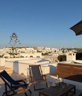 Naousa Villa | Piperi On The Rocks