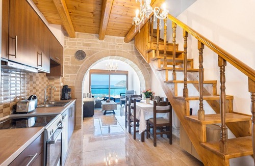 Platanias Town Apartment | Platania's Horizon
