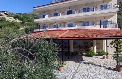 Igoumenitsa Apartment | Plataria Palace 2 - [#125924]