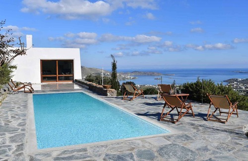 Paros Villa | Platinum Paros Villa | 5 Bedroom Villa | Swimming Pool & Stunning Sea Views
