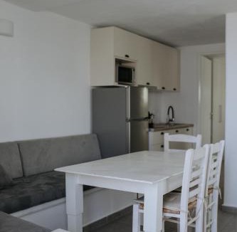 Loutra Apartment | Pnoe Houses by KHI