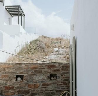 Loutra Apartment | Pnoe Houses by KHI