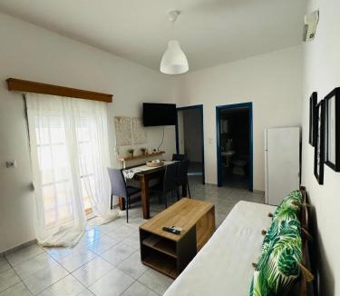 Tertsa Apartment | Polivios Apartment