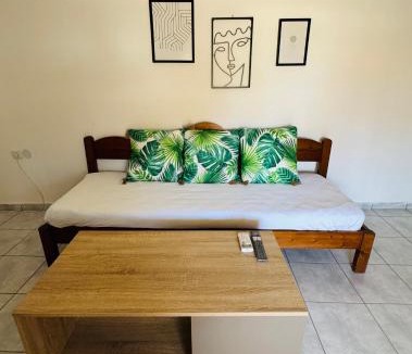Tertsa Apartment | Polivios Apartment