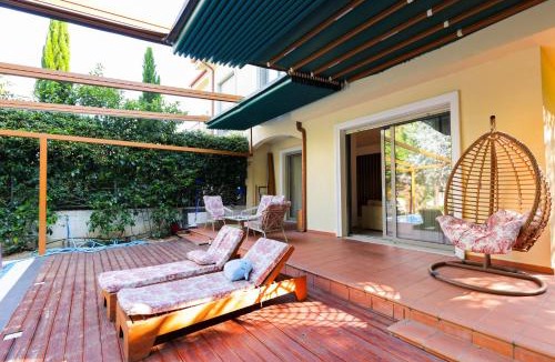 Sauk Villa | Pool and Spa Retreat Villa