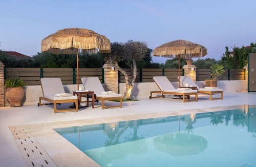 Agrilia Condo | Porta Verde 3 Bedroom residence with private pool
