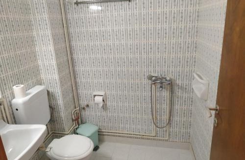Avia Apartment | Poulea Rooms