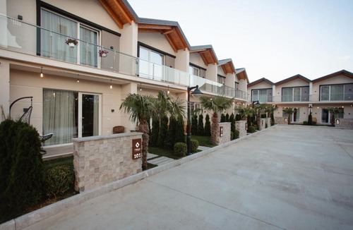 Shengjin Villa | Premium Villas Resort