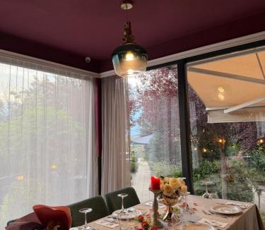 Kolovicë Hotel | Princesha Gresa Hill Hotel