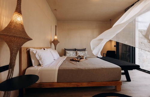 Naxos Hotel | Princess Luxury Suites