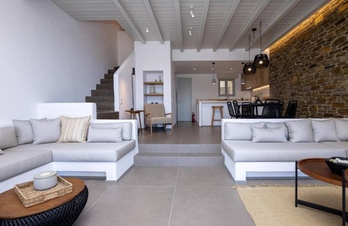 Tinos Town Villa | Princess of Tinos - Villa Estia with private Pool