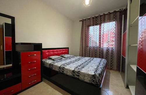 Dajt Bed & Breakfast | Private Rooms 2 - City & Mountain Views & Free Parking & WiFi