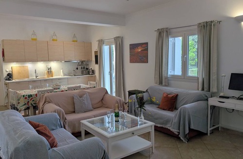 Poulata Apartment | Private Sami Villa for 6 – Pool, Safe Gardens, WiFi & Space to Relax