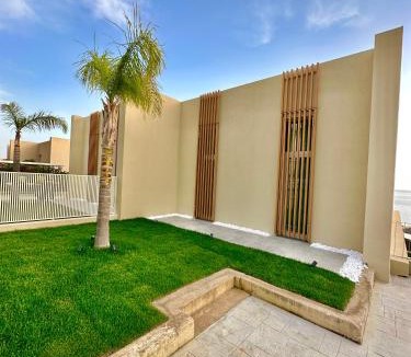 Jala Villa | Queens Luxury Vila 111B