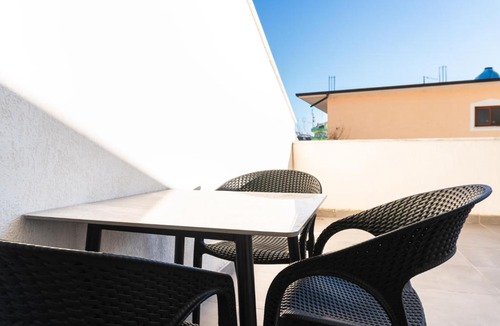 Shkoder Apartment | Quiet 1BR Apartment with Balcony, Fast WiFi, Self Check-in