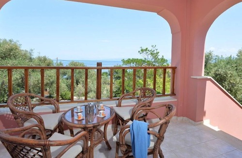 Gaios Villa | R 627 Master Villa with Private Pool Breakfast Included